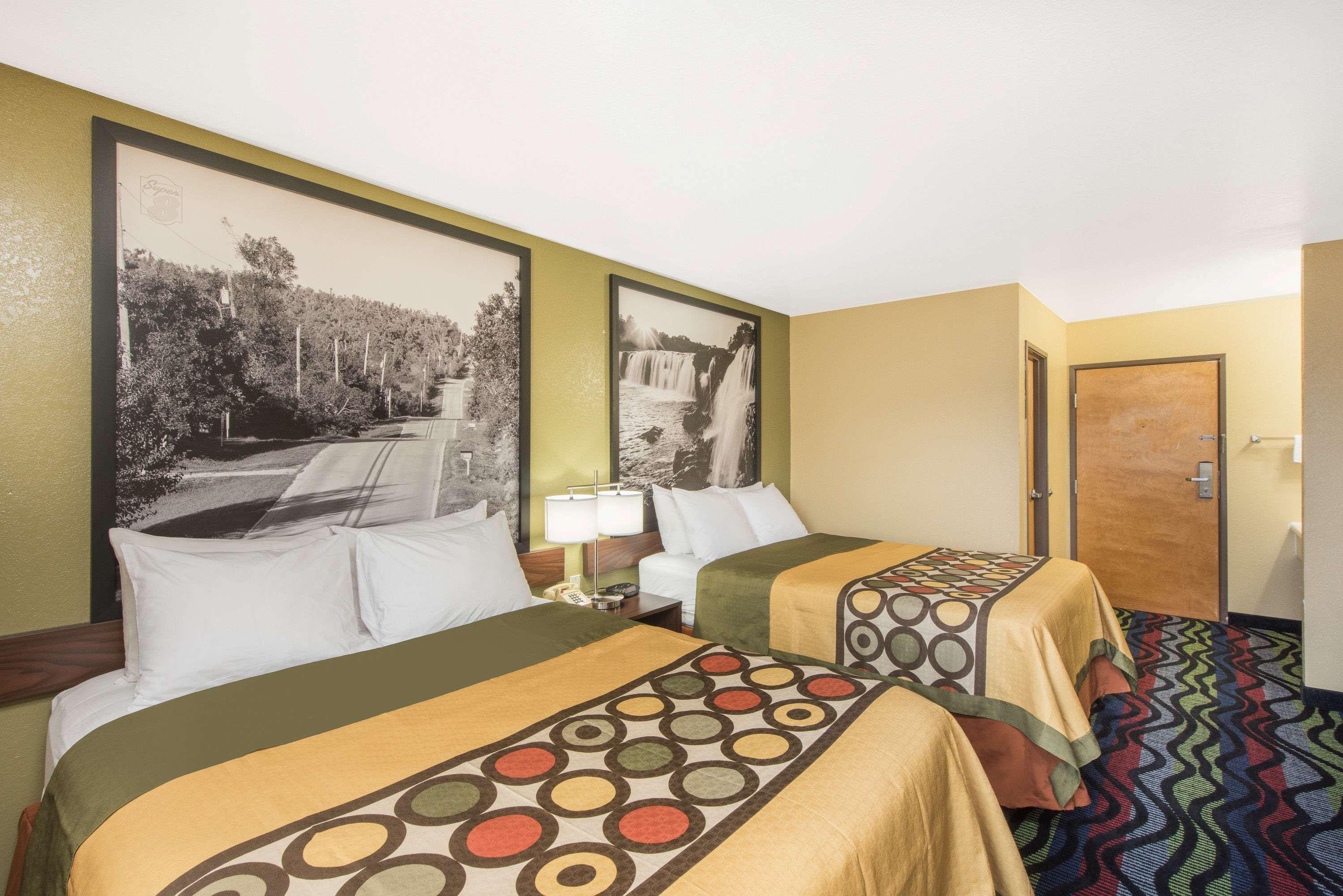 Super 8 By Wyndham Farmington Hotel Buitenkant foto