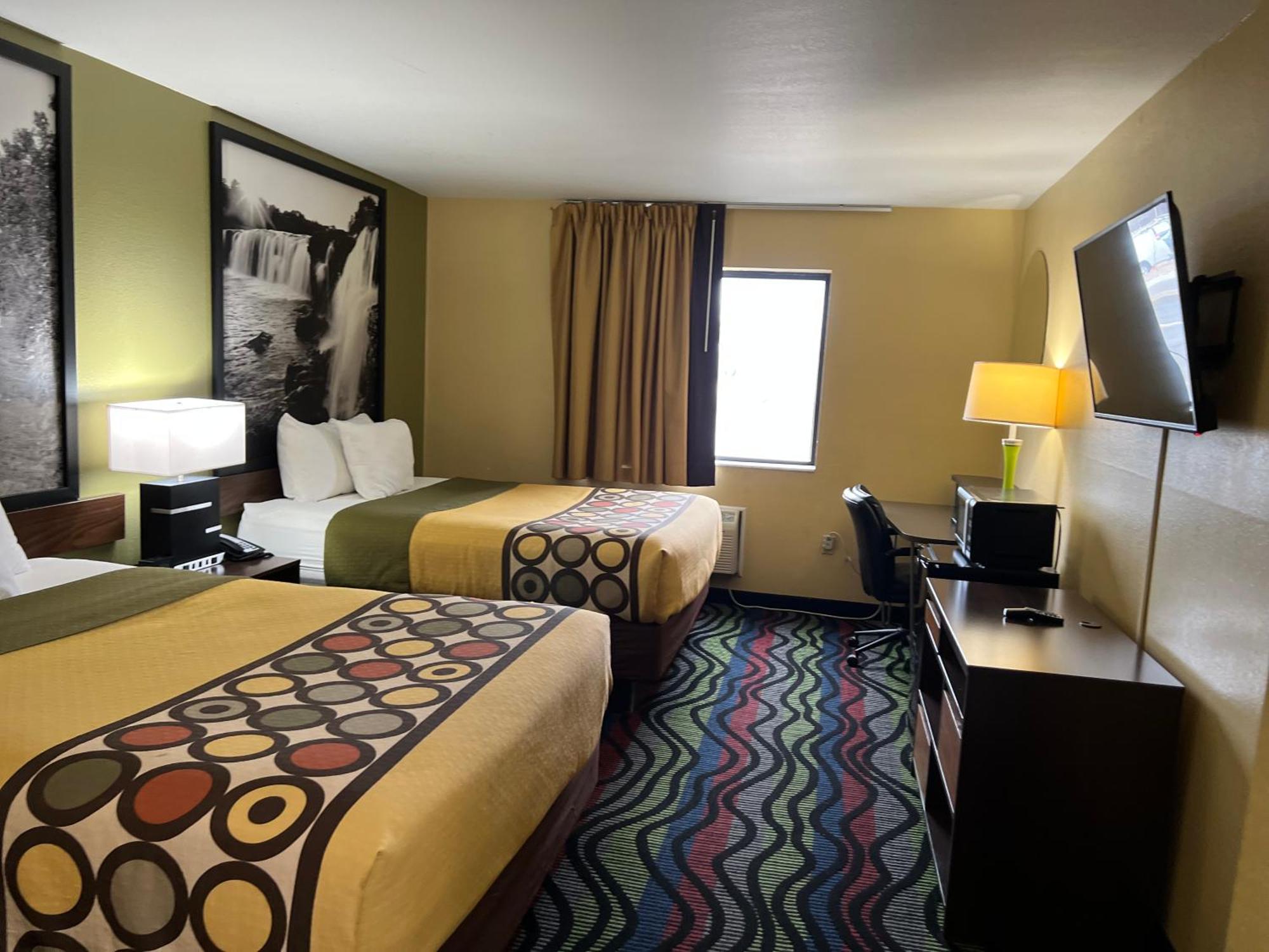Super 8 By Wyndham Farmington Hotel Buitenkant foto
